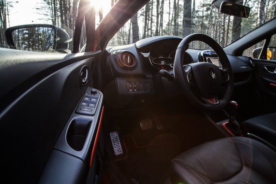 Renault Clio RS – тестируем изящного «француза»