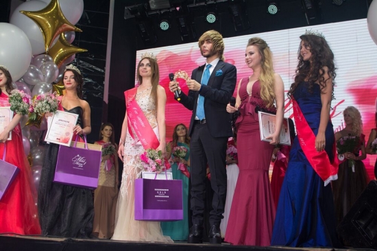 Финальное шоу конкурса красоты Miss Moscow Mini 2016