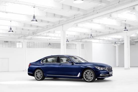 BMW Individual 740Le iPerformance THE NEXT 100 YEARS 