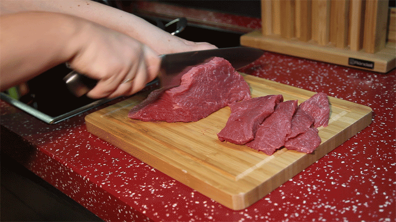Мясо с картошкой и кабачками «по –японски».