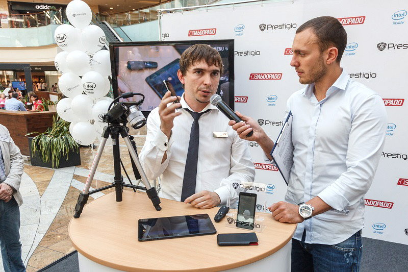 Тимур Соловьев, известный телеведущий, лицо «Первого канала», рассказал присутствующим о сотрудничестве компаний Prestigio и Intel в сфере мобильных технологий. Гостям были продемонстрированы возможности новой модели.