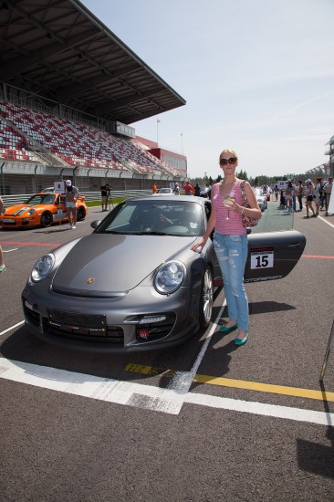 Открытие чемпионата 2014 Porsche Club Cup
