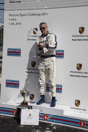 Открытие чемпионата 2014 Porsche Club Cup