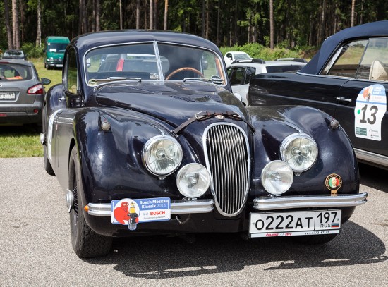 Cамое зрелищное соревнование старинных автомобилей в России 