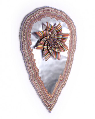 Perpetual / 106 x 68 x 8см / цветная бумага, металлическая бумага, дерево / 2010, Jen Stark