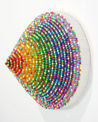 Trinity / 63.5 x 63.5 x 35.5см / деревянные шпунты, акриловая краска, смола / 2011, Jen Stark
