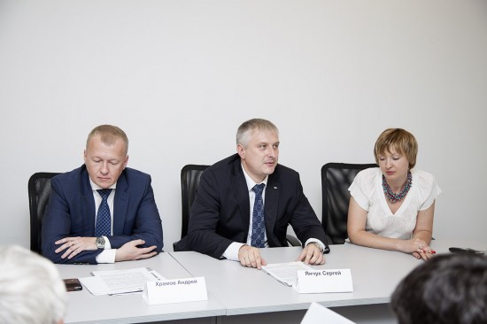 Специалисты ГК «АВТОСПЕЦЦЕНТР» раскрывают особенности корпоративных продаж и перспективы развития рынка до конца 2014 года