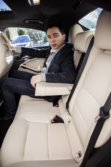 От чего «замирает сердце» Родиона Газманова. Тест-драйв Mercedes-Benz CLA 250 4matic