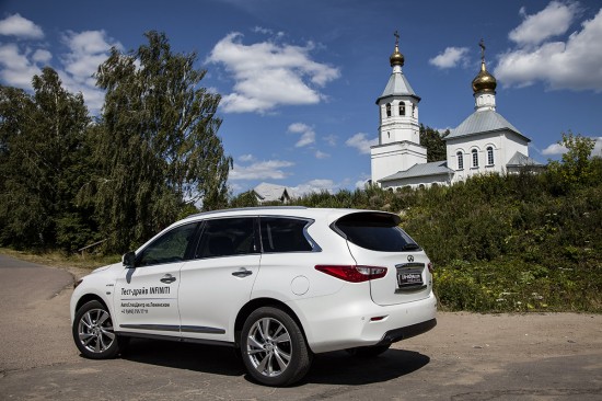 Infiniti QX60 - Тест-драйв с Родионом Газмановым 