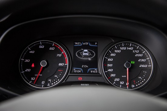 Тест-драйв Seat Leon