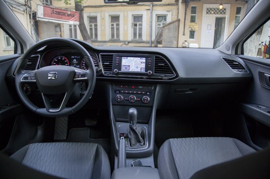 Тест-драйв Seat Leon
