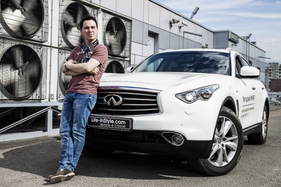 Инопланетный дизайн и мощный движок - Тест-Драйв Infininti QX70 с Родионом Газмановым