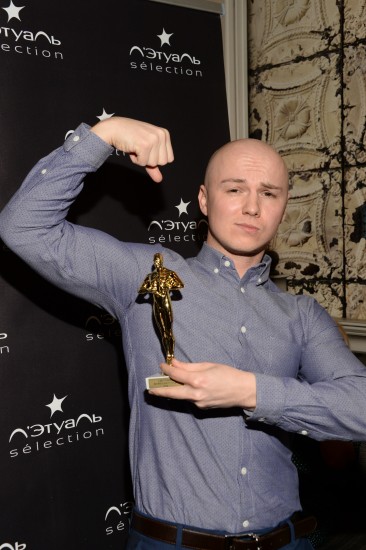 Сергей Ашарин (StarHit). СВЕТСКИЙ ЖУРНАЛИСТ ГОДА. КИНОВЕРСИЯ