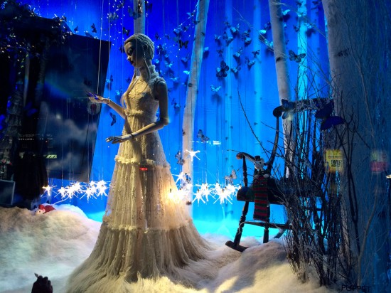 Alexander McQueen. Рождественская сказка в вит-ринах универмага Harrods