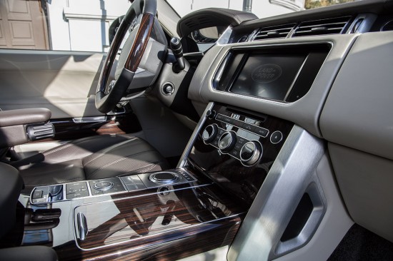 Тест-драйв Range Rover Vogue SE. Размер имеет значение
