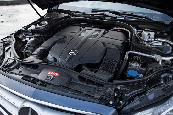 Mercedes-Benz E 400 – авторитетная машина для самых мужественных