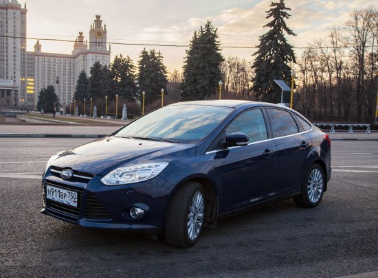 Какие люди в Голливуде или Тест-Драйв Ford Focus с Анной Калашниковой