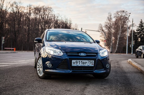 Какие люди в Голливуде или Тест-Драйв Ford Focus с Анной Калашниковой