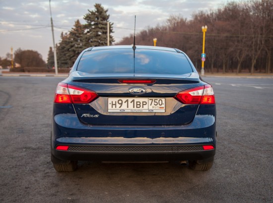 Какие люди в Голливуде или Тест-Драйв Ford Focus с Анной Калашниковой