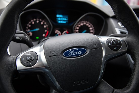 Какие люди в Голливуде или Тест-Драйв Ford Focus с Анной Калашниковой