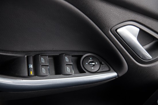 Какие люди в Голливуде или Тест-Драйв Ford Focus с Анной Калашниковой