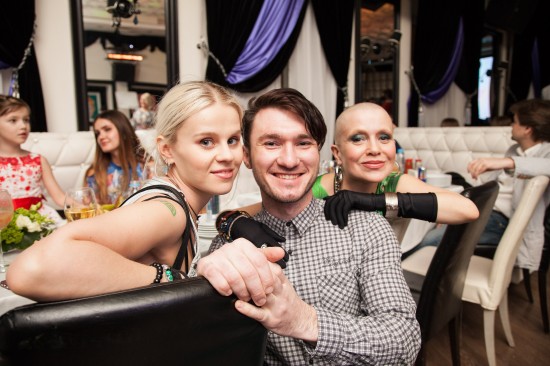 HIGH FASHION SHOW