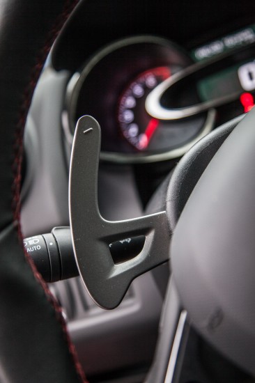 Renault Clio RS – тестируем изящного «француза»