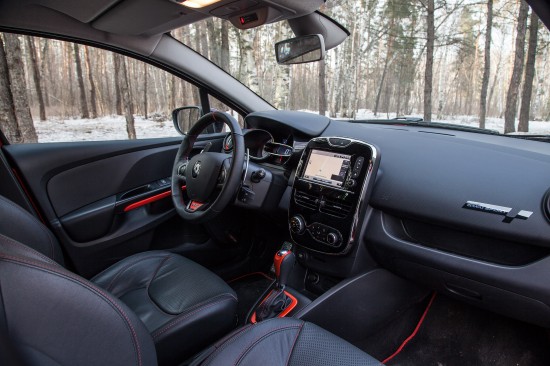 Renault Clio RS – тестируем изящного «француза»
