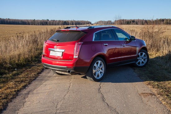 Cadillac SRX – машина для нового поколения