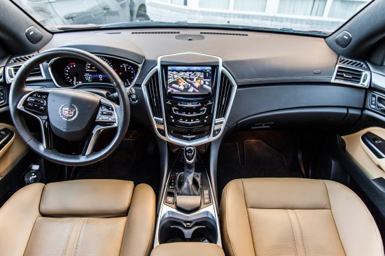 Cadillac SRX – машина для нового поколения