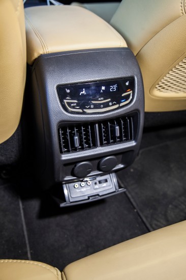 Cadillac SRX – машина для нового поколения