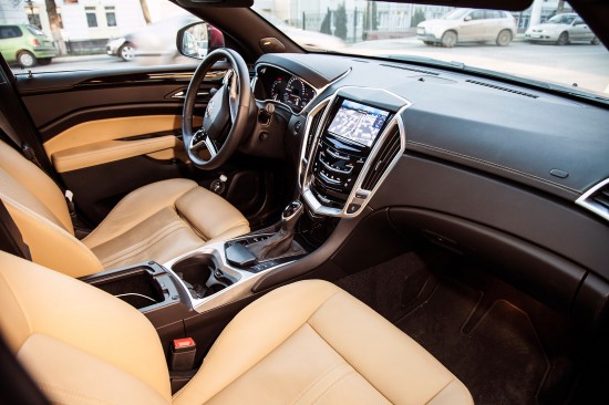 Cadillac SRX – машина для нового поколения
