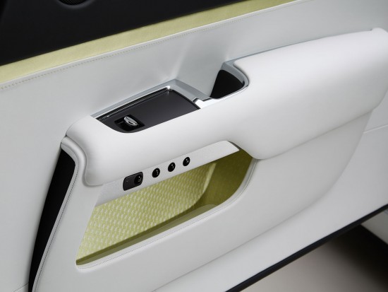 Rolls-Royce Motor Cars представляет коллекционную модель - Wraith Inspired By Fashion