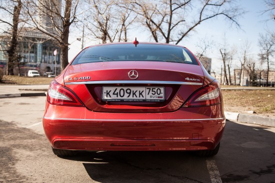 Родион Газманов и Надежда Вавржина тестируют Mercedes-Benz CLS 400 4MATIC