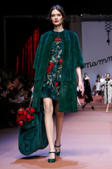 Материнская гордость от Dolce & Gabbana, осень 2015 / зима 2016