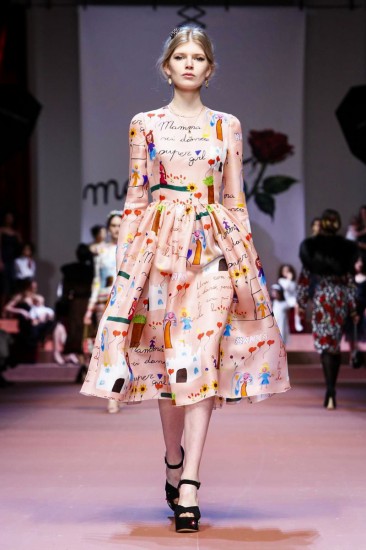 Материнская гордость от Dolce & Gabbana, осень 2015 / зима 2016