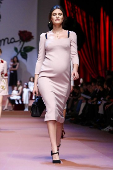 Материнская гордость от Dolce & Gabbana, осень 2015 / зима 2016