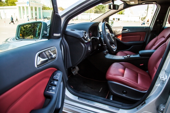 Mercedes-Benz B 200 CDI 4MATIC – франт с нордическим характером