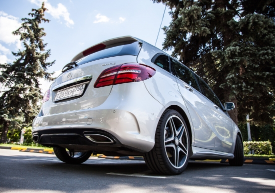 Mercedes-Benz B 200 CDI 4MATIC – франт с нордическим характером