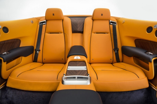 Кабриолет Rolls-Royce Dawn — бескомпромиссная роскошь в мире автомобилей
