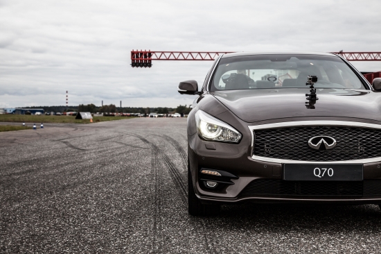 Infiniti Q70. Инстинкт Победителя