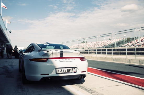 PORSCHE RUSSIA ROAD SHOW: мощный заряд адреналина!