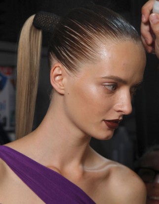 Donna Karan. Прически и стрижки весна-лето 2012