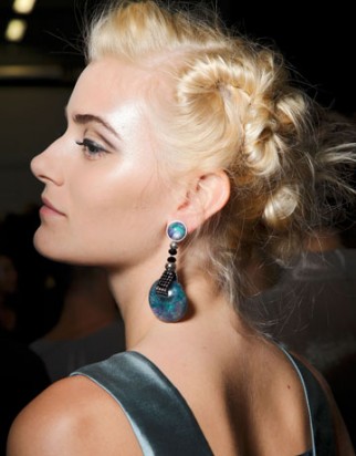 Giorgio Armani. Прически и стрижки весна-лето 2012
