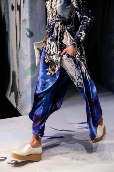 Alena Akhmadullina. MERCEDES-BENZ FASHION WEEK RUSSIA