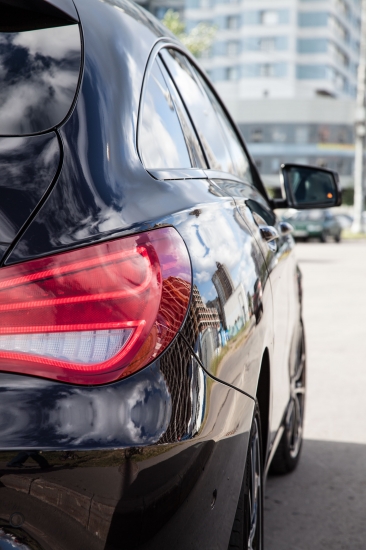 Mercedes CLA 250 Shooting Brake 4Matic оценивают Дарья и Екатерина Носик