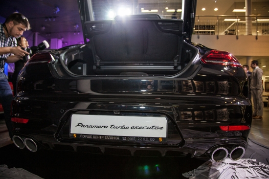 Porshe Panamera Turbo S Executive – горячие эмоции перед зимними холодами