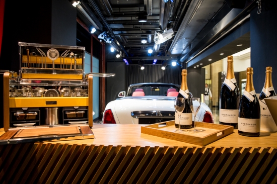 Лимитированная коллекция корзин для пикника от ROLLS-ROYCE