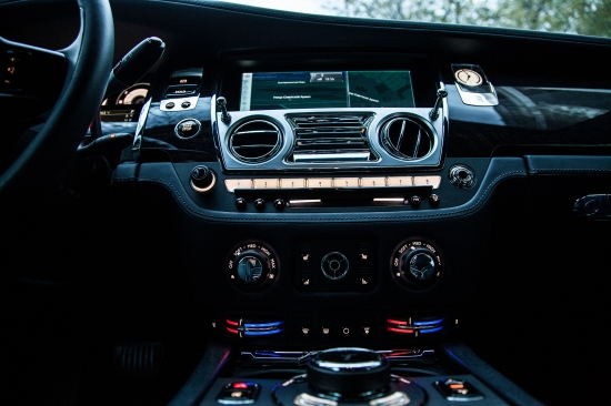 Rolls-Royce Wraith – доступная роскошь нашего времени