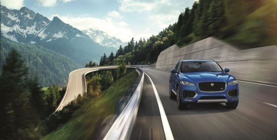 Новый F-PACE стал одной из самых ярких премьер 2015 года